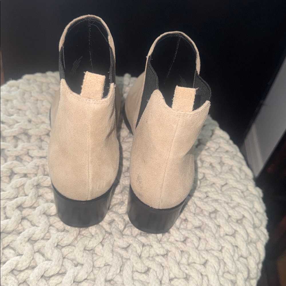 Marc Fisher Chic Beige suede Ankle Boots with Black Heel.  Silver toe tip. NWOT